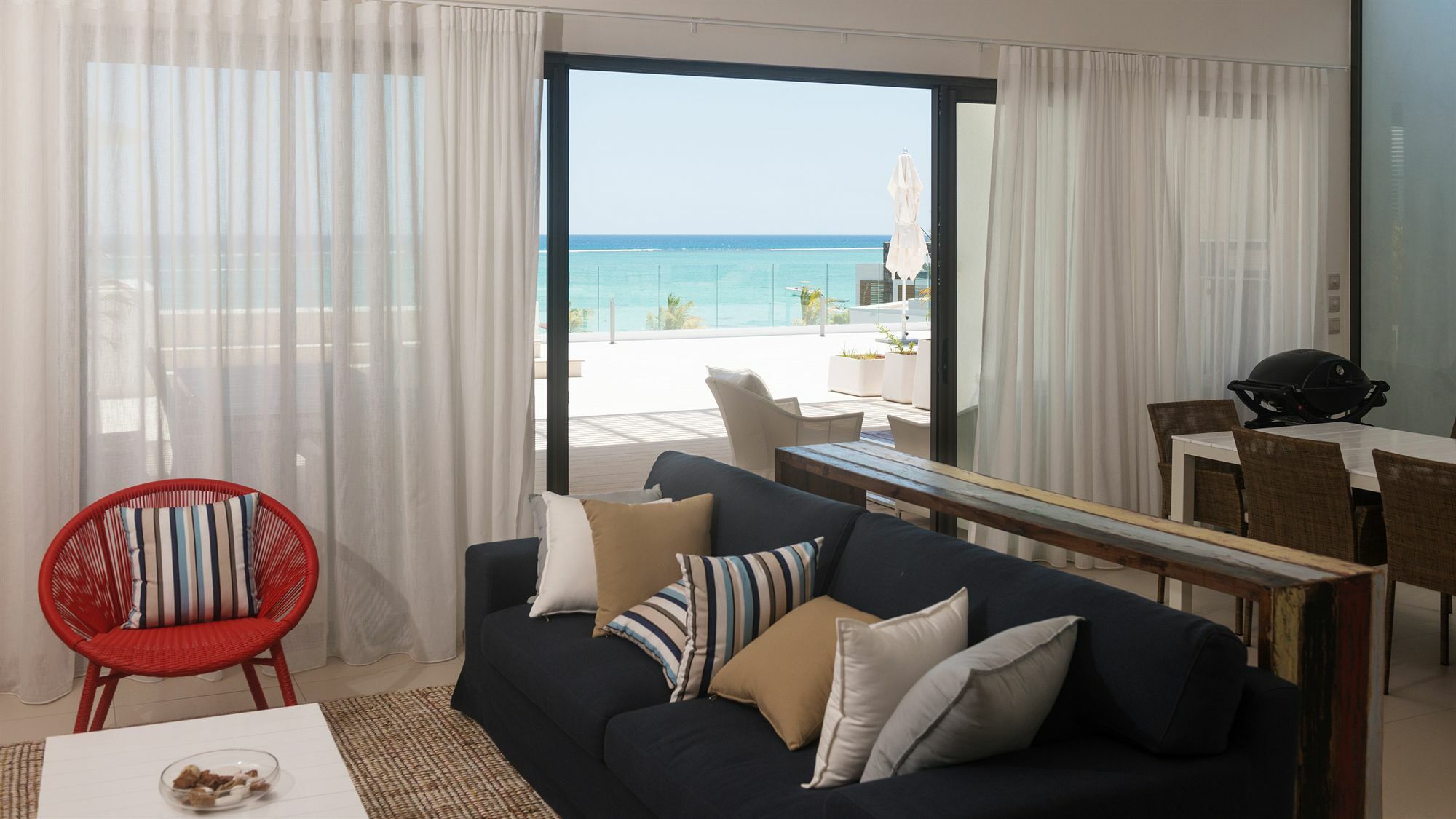 Cap Ouest: Luxury Beachfront Apartments Flic en Flac Luaran gambar